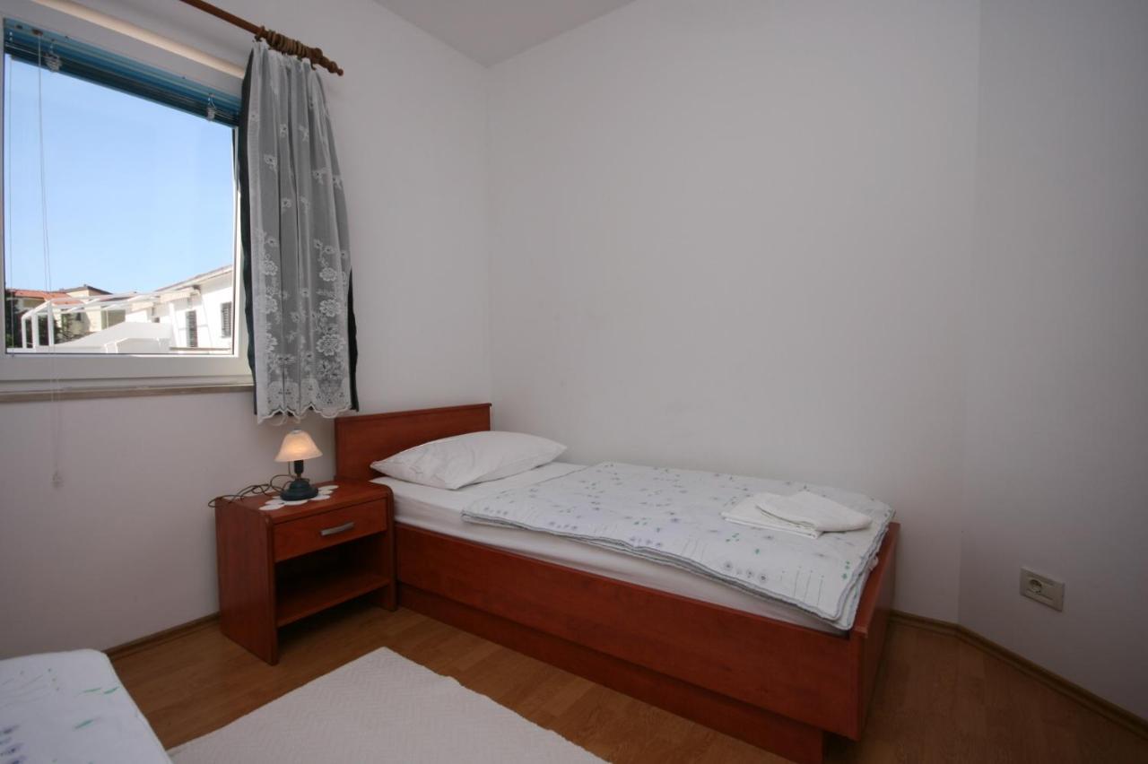 Apartment Stara Novalja 6301B Luaran gambar